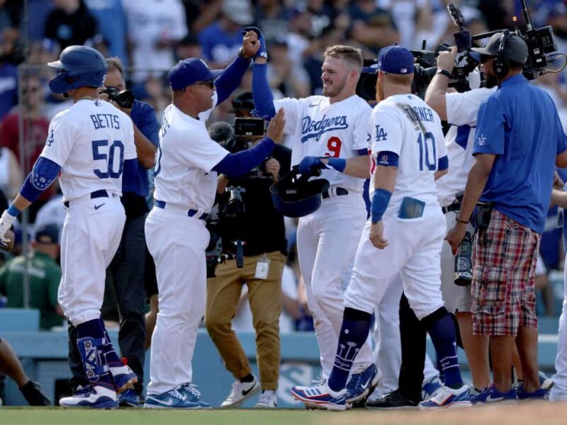 Dodgers ganan a Metropolitanos, 8-0, y toman ventaja en la serie de campeonato de la Liga Nacional