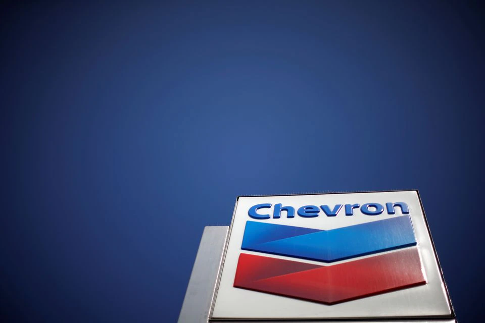 Estados Unidos emite una licencia ampliada para permitir a Chevron importar petróleo venezolano