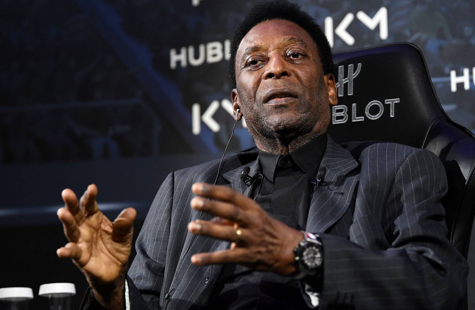 Hospitalizan al astro brasileño Pelé