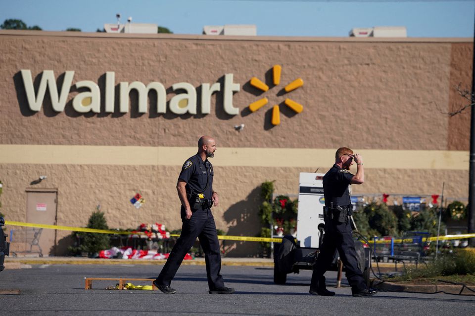 Pistolero de Walmart que disparó contra sus compañeros dejó una «nota de muerte»