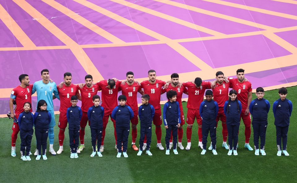 Jugadores de Irán optan por no cantar el himno nacional en el Mundial de Qatar