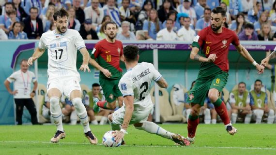 ¿Por qué el penalti por mano de Portugal contra Uruguay con el VAR fue una decisión equivocada?