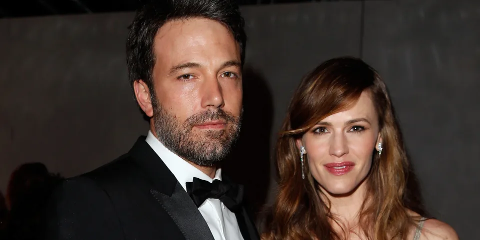 Ben Affleck dice que «probablemente estaría bebiendo» si siguiera casado con Jennifer Garner