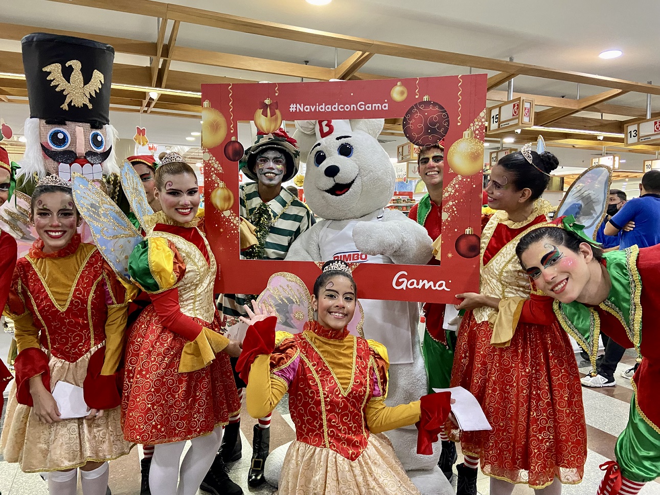 Gama celebra la Navidad con emocionantes actividades en todas sus sucursales