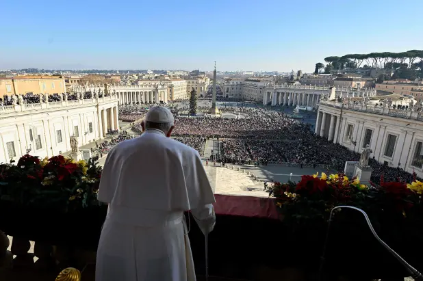 El Papa Francisco dice que el mundo sufre una «hambruna de paz» y pide el fin de la guerra en Ucrania