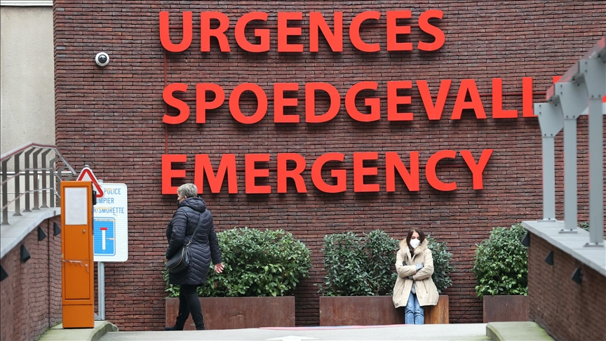 Pacientes de COVID-19 en hospitales de Bélgica superan los 1.000