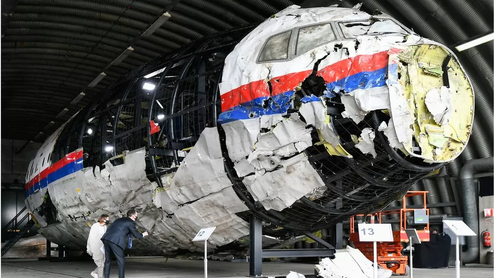 Acusan a Putin de suministrar el misil que derribó el vuelo MH17 en 2014