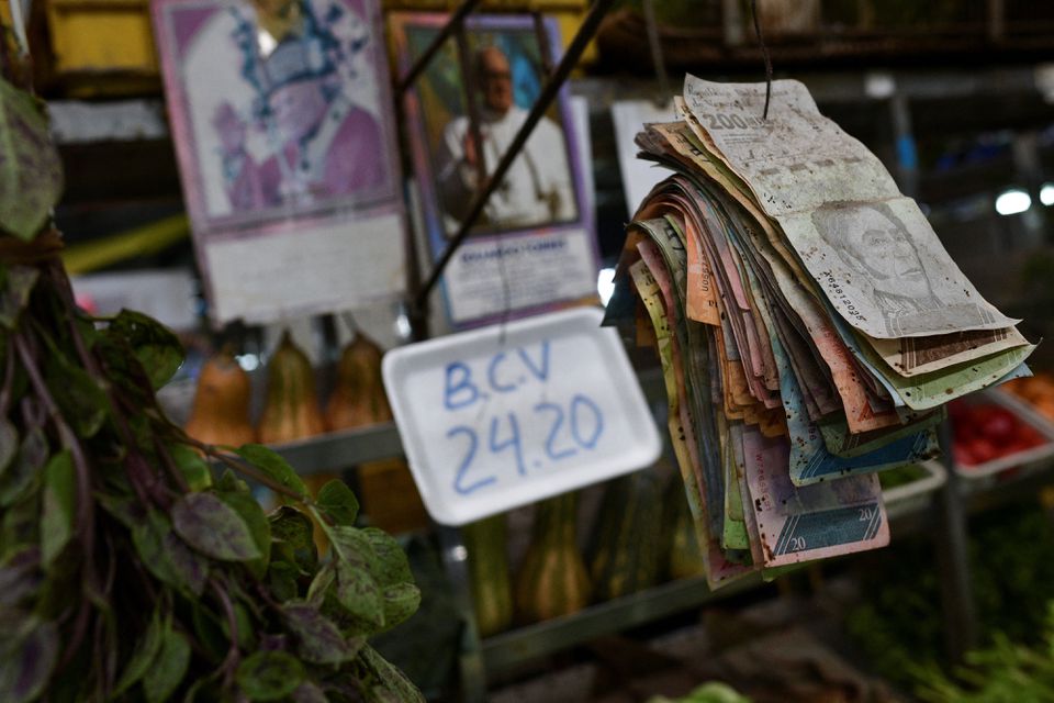 ¿Por qué las tarjetas de crédito venezolanas «no sirven para nada”?