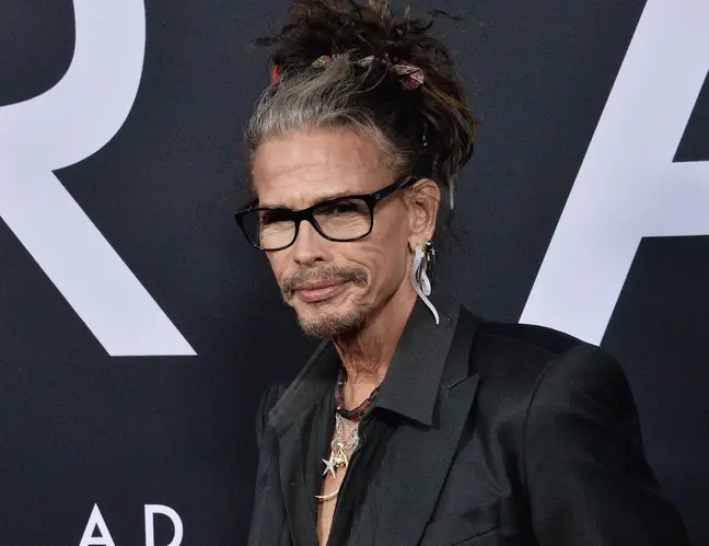 Steven Tyler, cantante de Aerosmith, acusado de agresión sexual a una menor