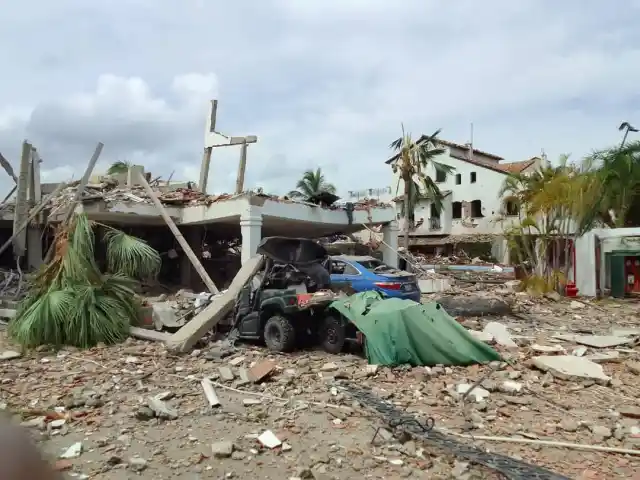 Al menos cinco viviendas afectadas y un fallecido, el saldo de la explosión en Lechería