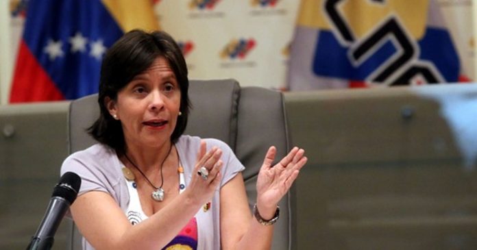 Maduro designa a Sandra Oblitas ministra de Educación Universitaria