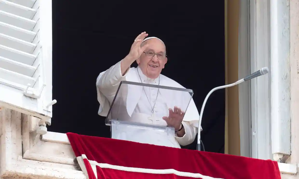 El Papa Francisco supuestamente visita un hospital en Roma para hacerse pruebas