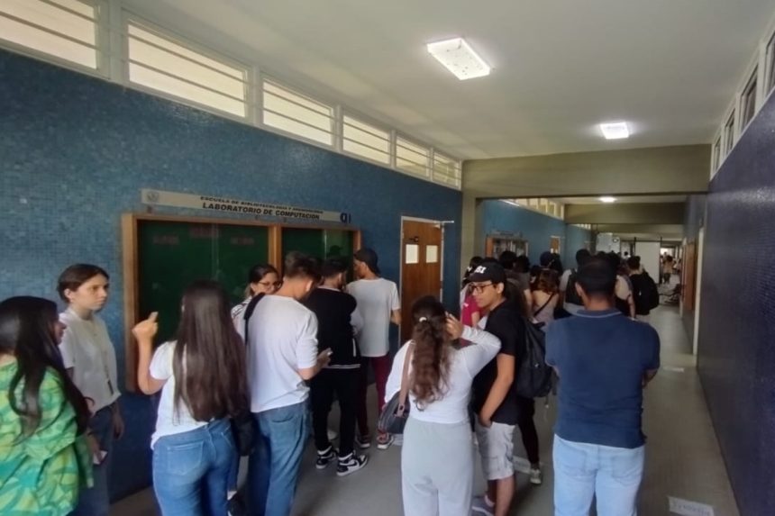 Venezuela: Elecciones en la UCV transcurren con normalidad