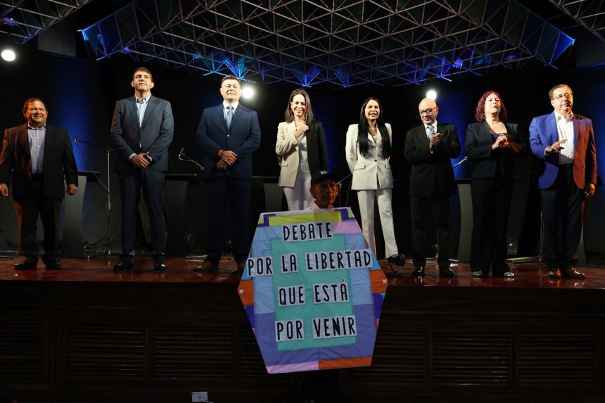Candidatos de oposición venezolanos tuvieron su primer debate