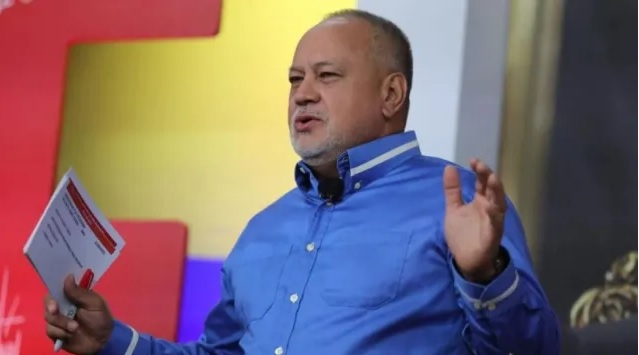 Diosdado Cabello acusa supuesta campaña contra aguinaldos promovida por Andrés Izarra