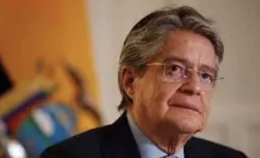 Presidente de Ecuador Guillermo Lasso se muestra consternado por asesinato del candidato Fernando Villavicencio