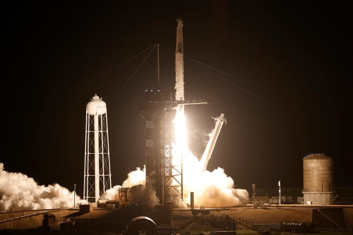 Despegó con éxito la misión tripulada Crew-7 de la NASA y SpaceX rumbo a la Estación Espacial Internacional