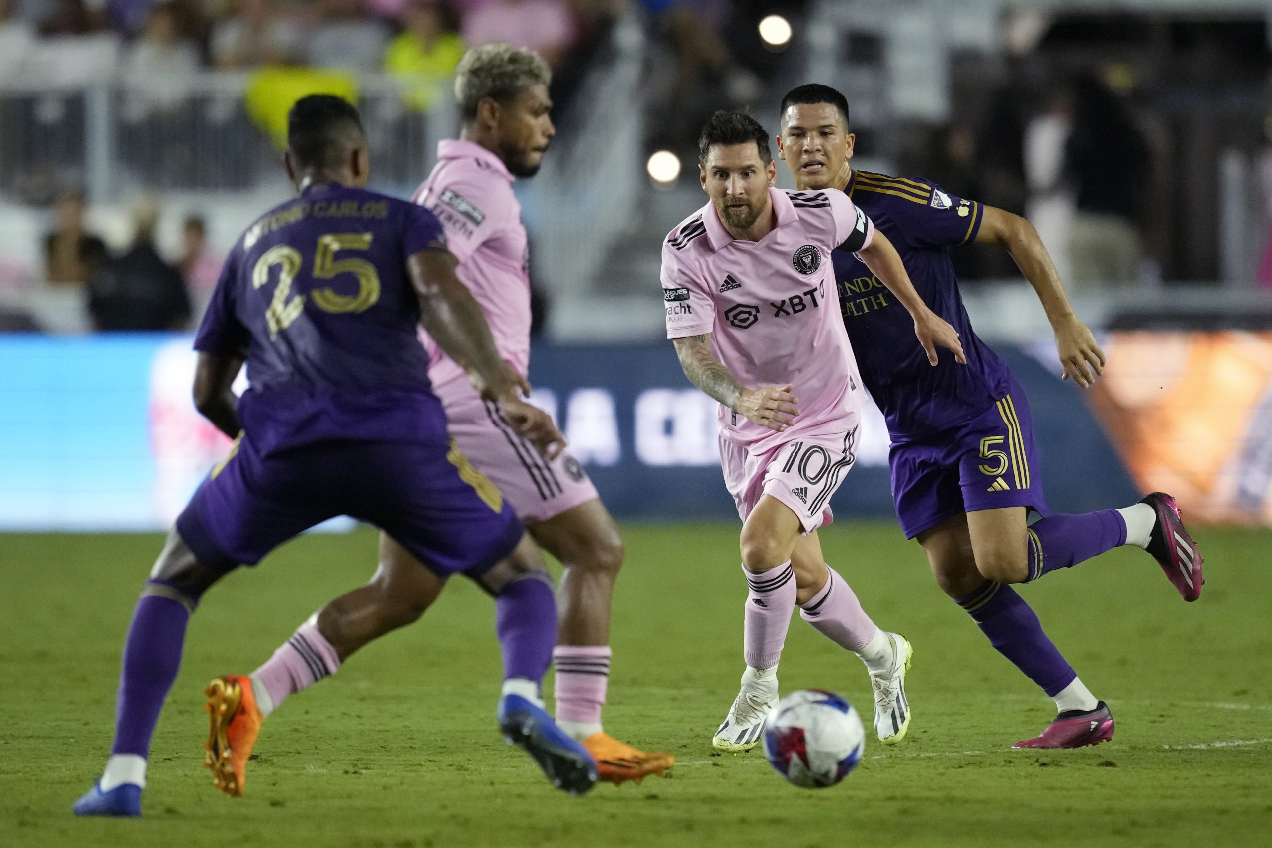 Messi sigue rompiéndola en Miami