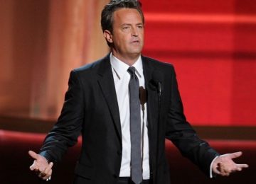 El popular “Chandler” de Friends, Matthew Perry, muere a los 54 años