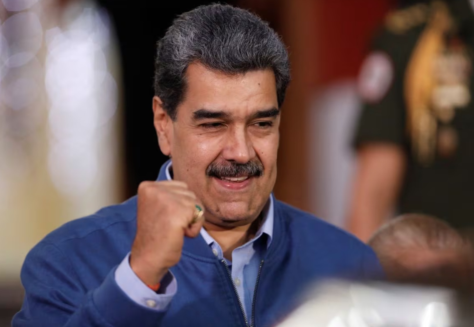 Maduro juega al despiste con su candidatura para 2024