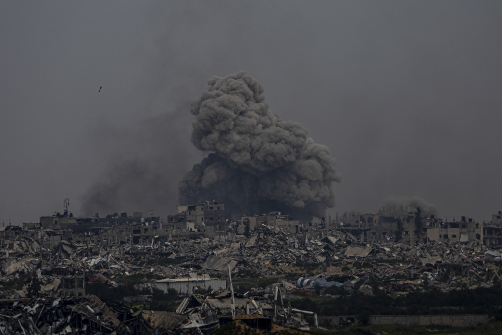 Familia de ocho personas muere en Gaza tras ataques israelíes