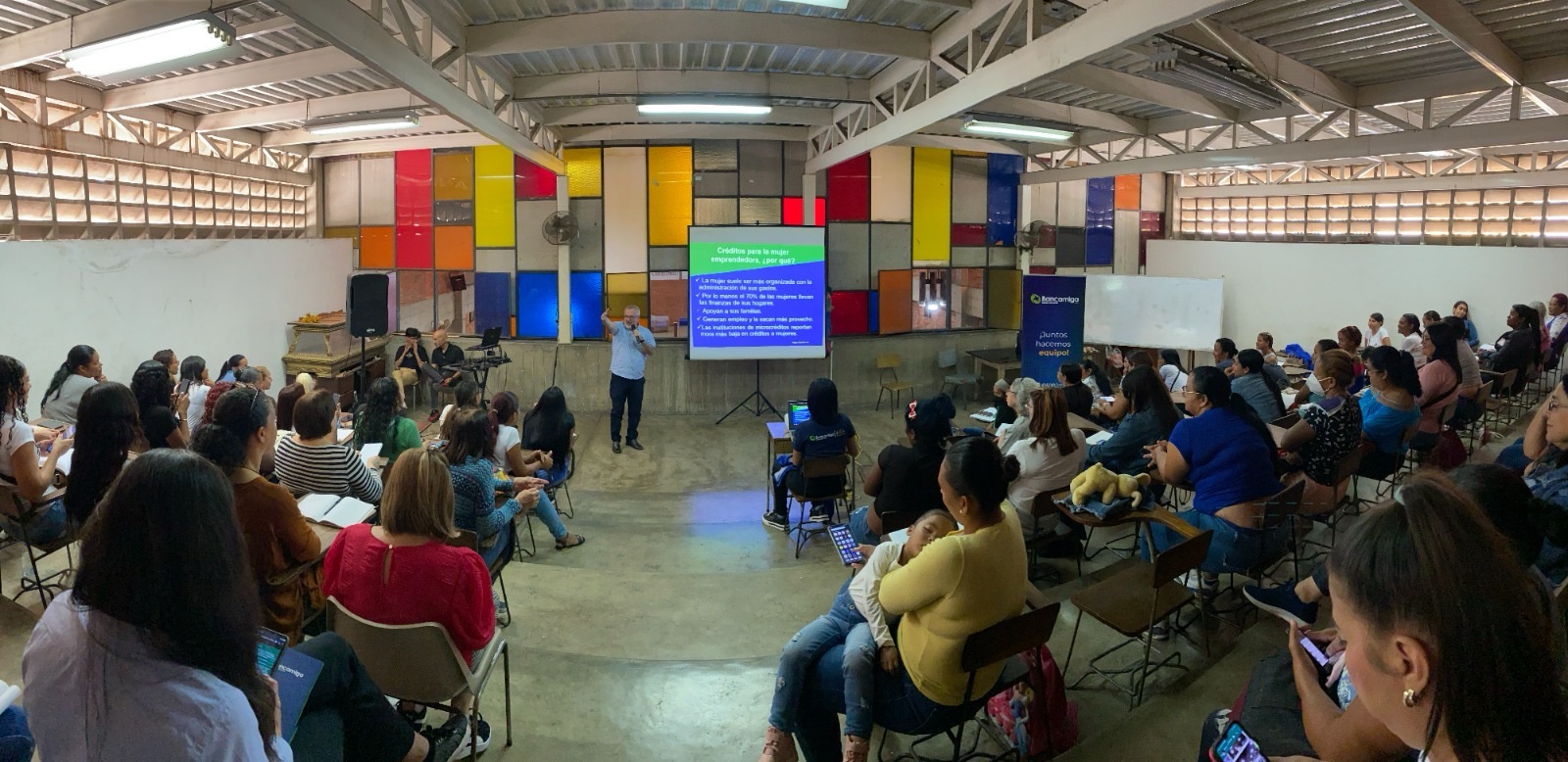 Bancamiga celebró el Día de la Mujer con emprendedoras comunitarias de Caracas