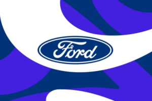 Ford anuncia retraso en la llegada de su anticipada línea de vehículos eléctricos de tres filas, revelando cambios en el calendario de producción. Según la actualización de la compañía, el lanzamiento del SUV eléctrico de tres filas se pospone hasta 2027, mientras que la camioneta eléctrica no estará disponible hasta 2026.