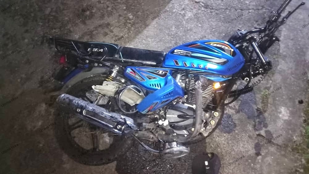 Maracay: Dos fallecidos en choque de motocicleta contra automóvil