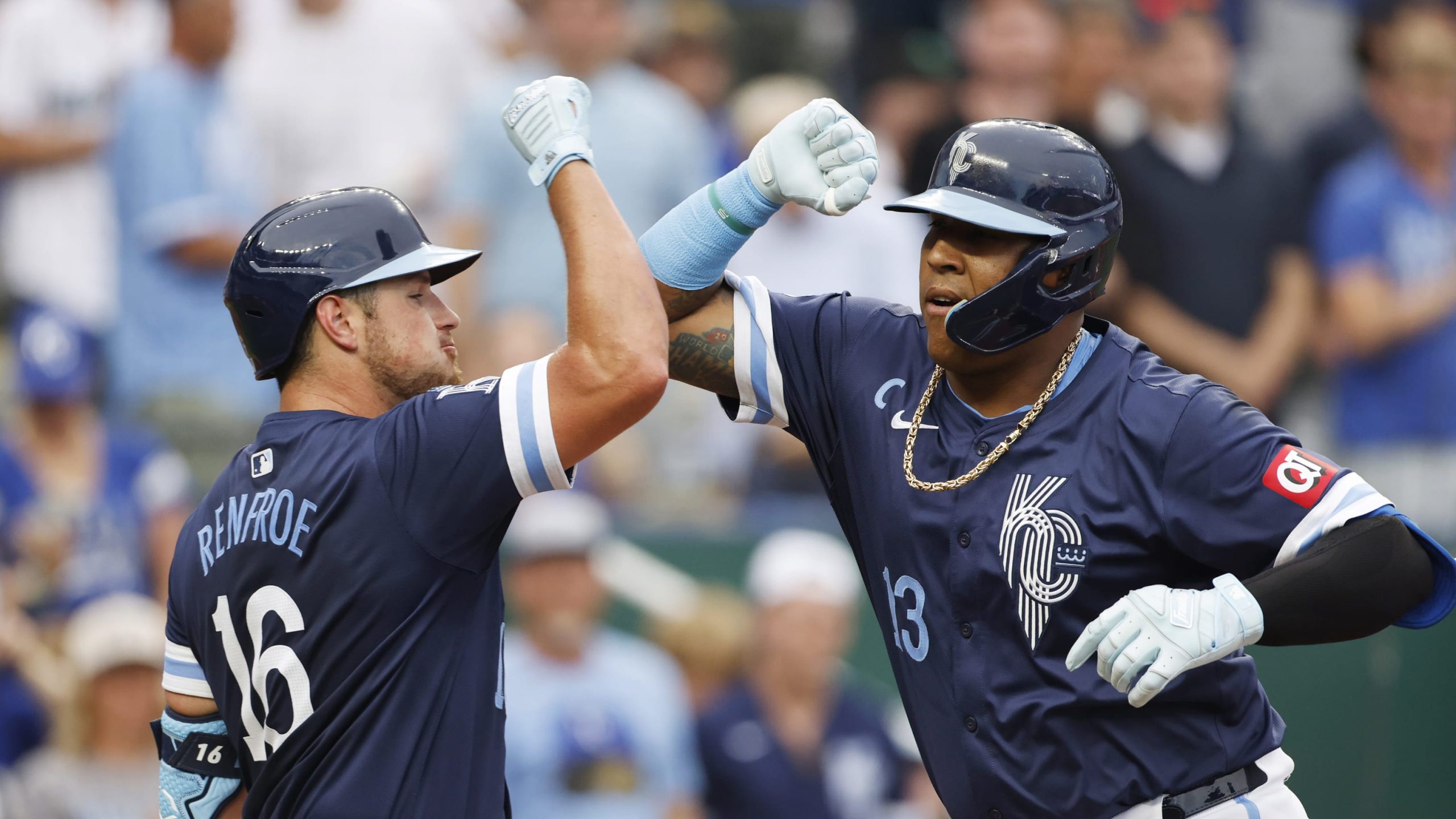 Reales barren a Orioles en serie de comodín , y ahora irán contra los Yanquis en la serie divisional