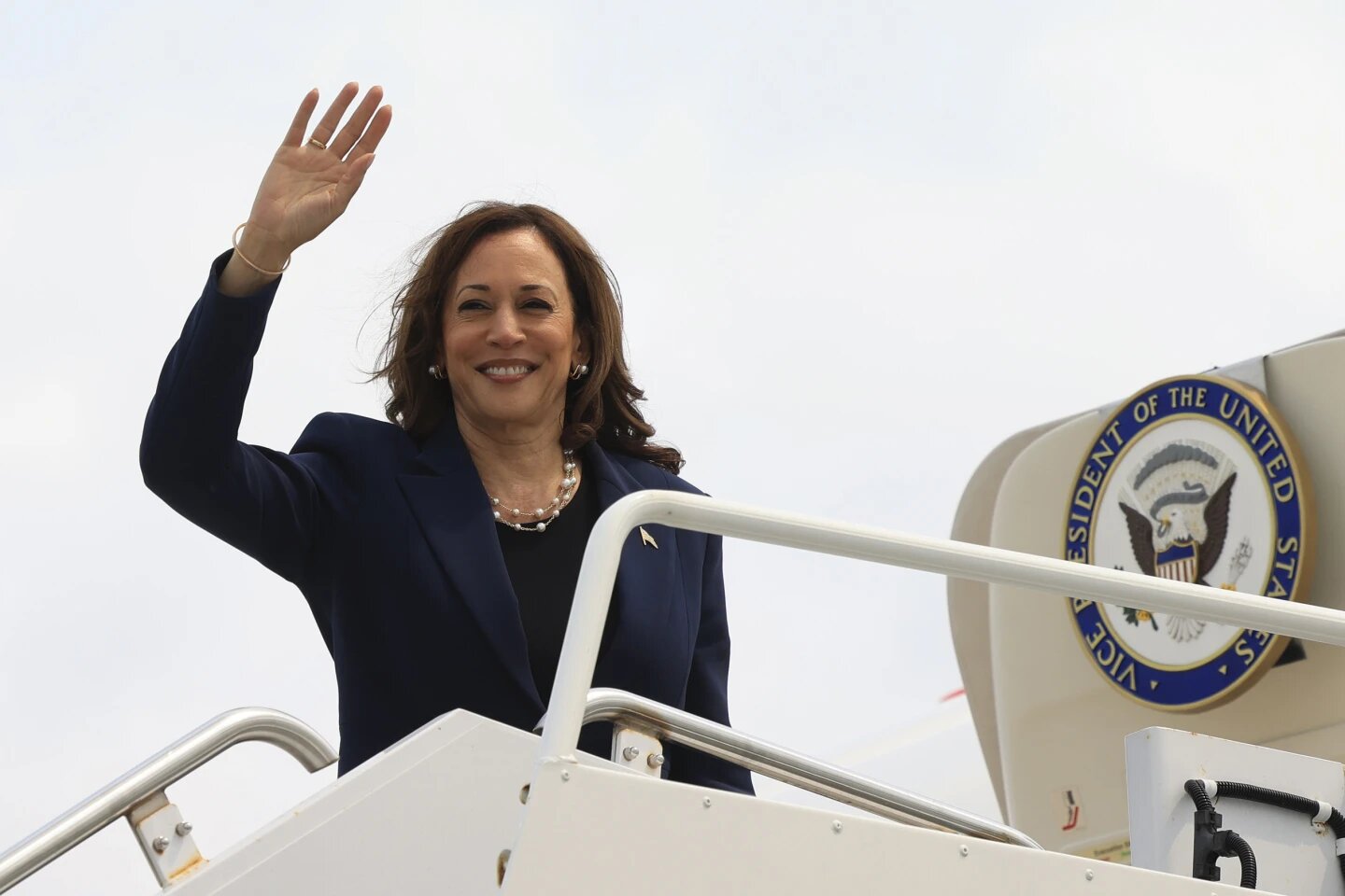 Kamala Harris, candidata presidencial por el partido demócrata asegura que la red social X debe ser regulada