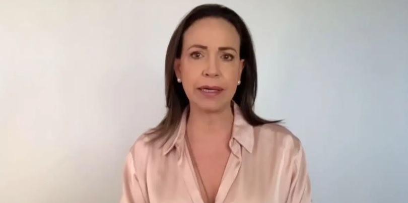 Maria Corina Machado dice que Maduro le regaló el país a Irán, China y Rusia.