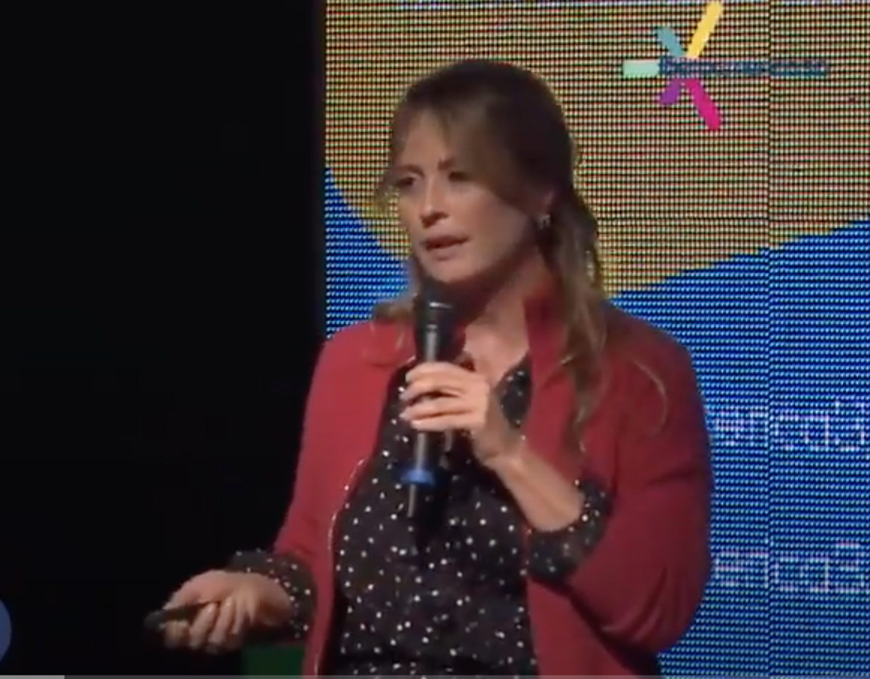 Mireya Blavia de Cisneros: Promoviendo la educacion en la musica latina