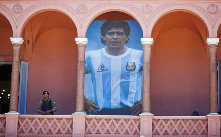 La Justicia argentina aprueba el traslado del cuerpo de Maradona a un mausoleo en Buenos Aires