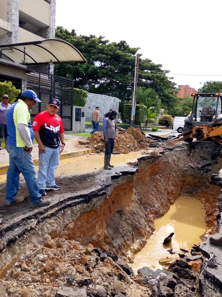 Barquisimeto | Socavamiento frente a las Trinitarias será reparado con la sustitución de 110 metros de tubería