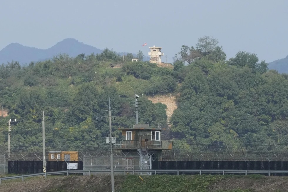 Corea del Sur dice que Norcorea se prepara para destruir las carreteras que conectan a ambos países