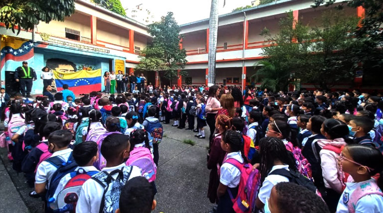 Héctor Rodríguez: 5,5 millones de niños y adolescentes iniciaron las clases este 30-Sep