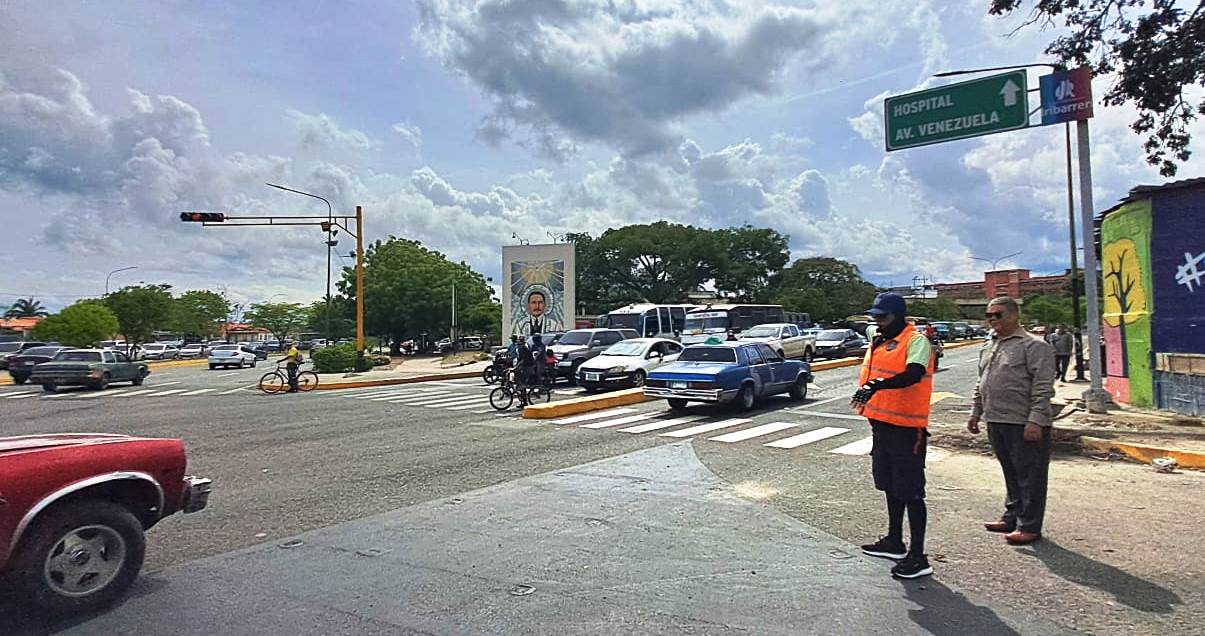 Activado doble canal de circulación en la Av. Andrés Bello