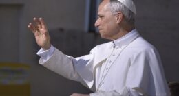 El papa aboga por "instituciones de paz" y destaca el ejemplo de quienes "resisten la tentación de la venganza"