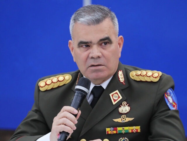 Padrino López aseguró que su gran objetivo fue evitar una guerra en Venezuela