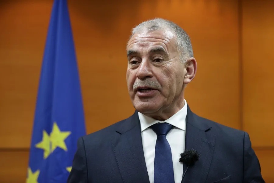 Portugal espera libertad de presos políticos lusos tras reunión con canciller de Venezuela